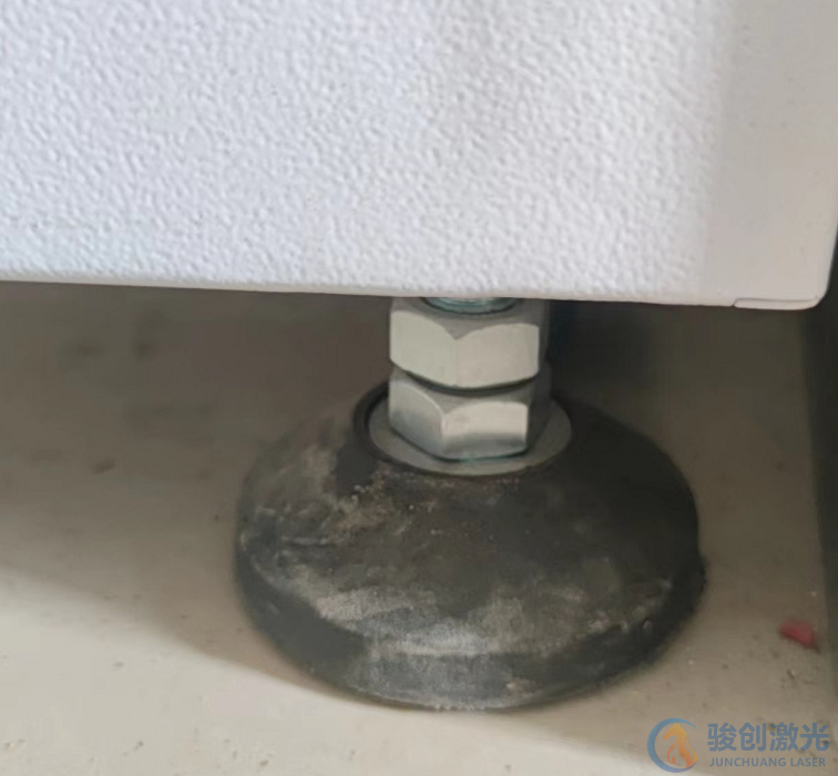 激光打標機出現一邊深一邊淺解決方法
